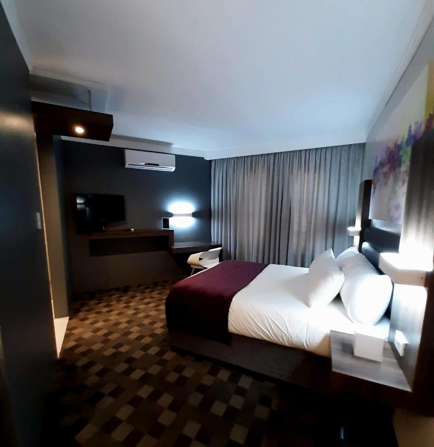 Palm Swift Luxury Accommodation بريتس المظهر الخارجي الصورة